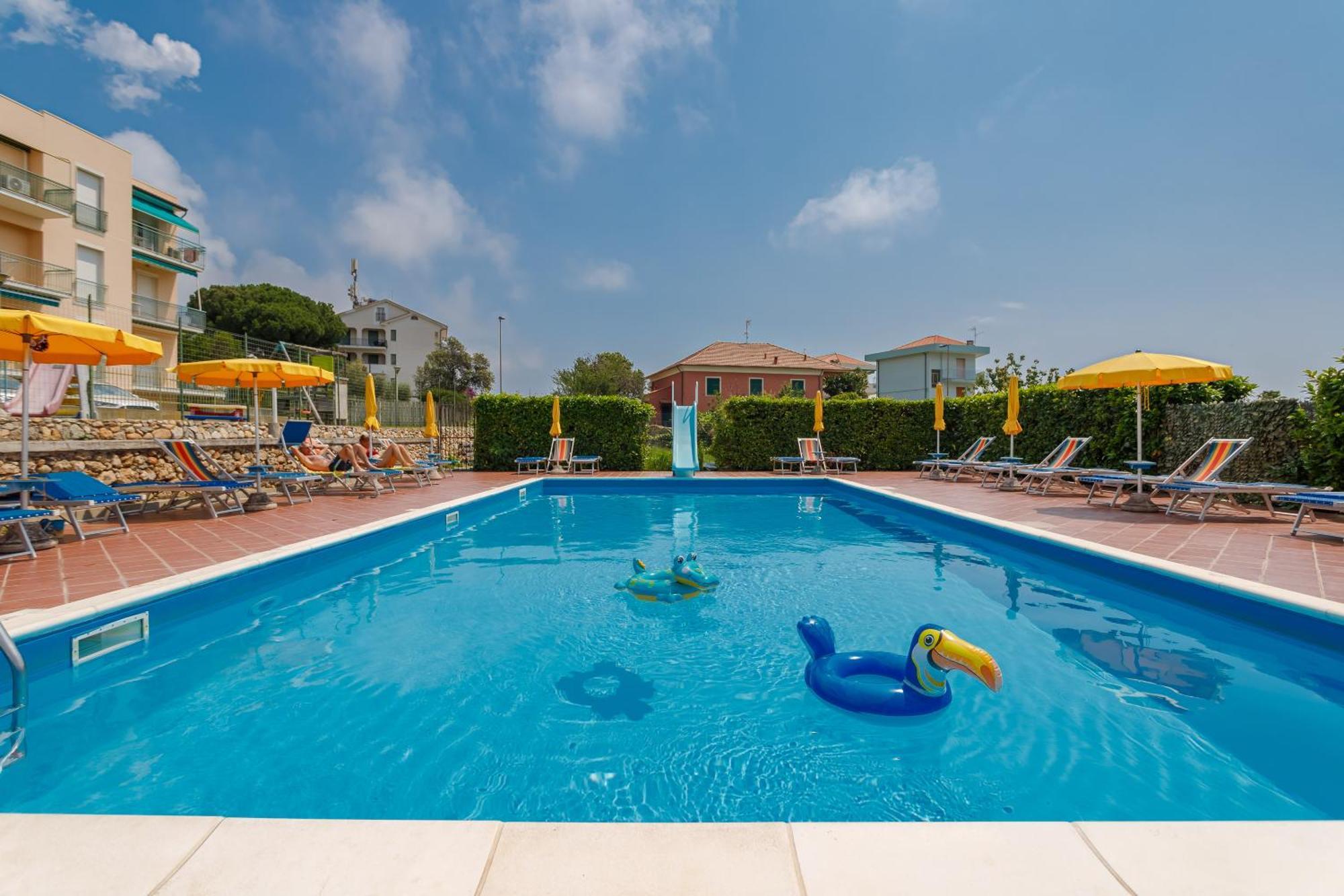 Residence Mizar Pietra Ligure Exterior foto