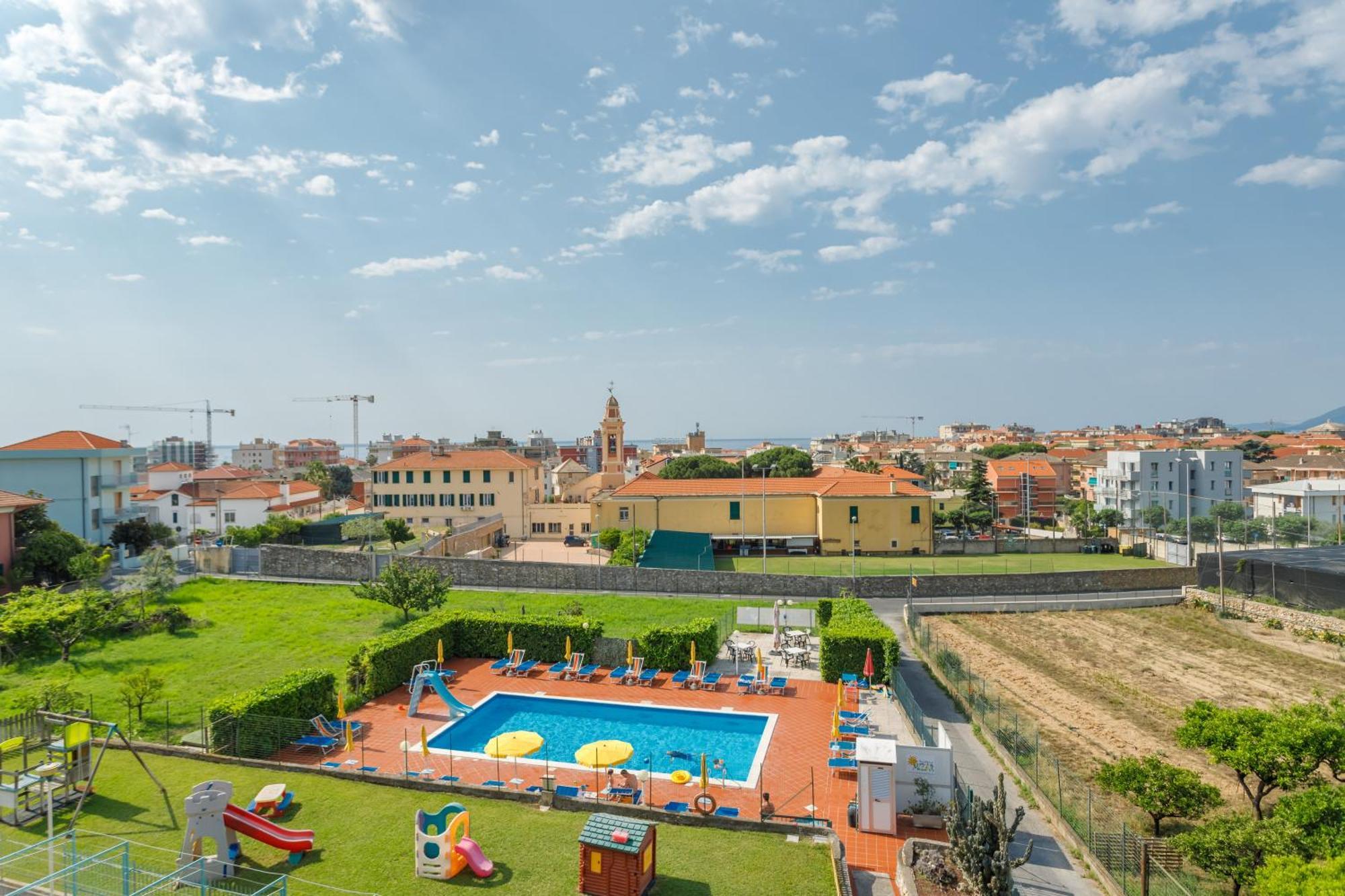 Residence Mizar Pietra Ligure Exterior foto
